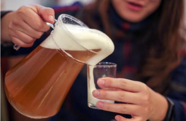 长期喝碳酸饮料，身体会有哪些变化？